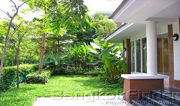 4 Bedrooms, タウンハウス, 賃貸物件, Sukhumvit 36, 5 Bathrooms, Listing ID 254, Bangkok, Thailand,