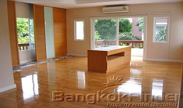 4 Bedrooms, タウンハウス, 賃貸物件, Sukhumvit 36, 5 Bathrooms, Listing ID 254, Bangkok, Thailand,