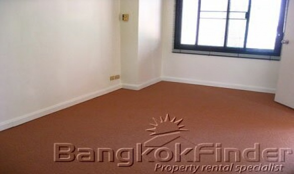 4 Bedrooms, タウンハウス, 賃貸物件, Sukhumvit 45, 3 Bathrooms, Listing ID 638, Bangkok, Thailand,