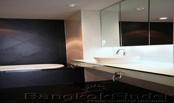 2 Bedrooms, コンドミニアム, 賃貸物件, The Legend Saladaeng, 2 Bathrooms, Listing ID 2677, 77 Saladaeng Road , Bangkok, Thailand,